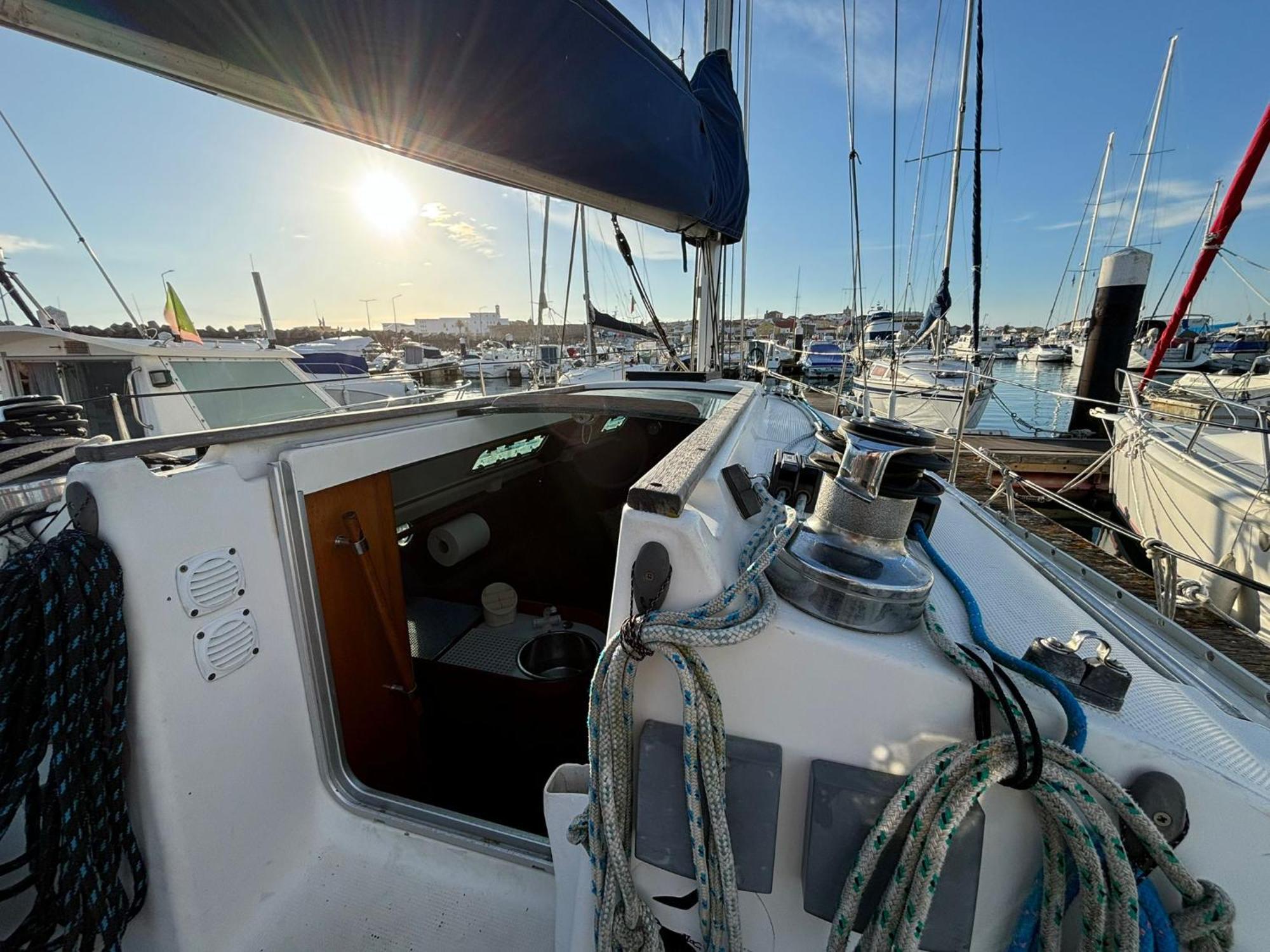 Barco A Vela Em Peniche - West Sailing Hotel Exterior photo